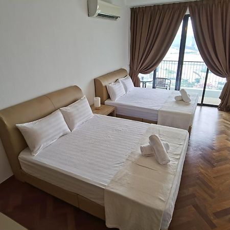 Landmark Stunning High Floor Coast View Studio #Netflix #Fast Wifi Tanjung Tokong Ngoại thất bức ảnh