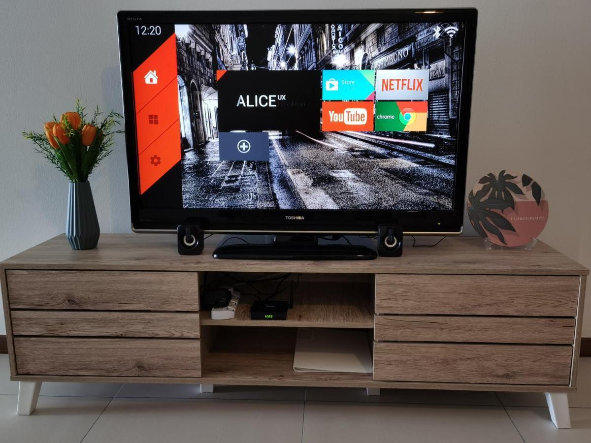 Landmark Stunning High Floor Coast View Studio #Netflix #Fast Wifi Tanjung Tokong Ngoại thất bức ảnh